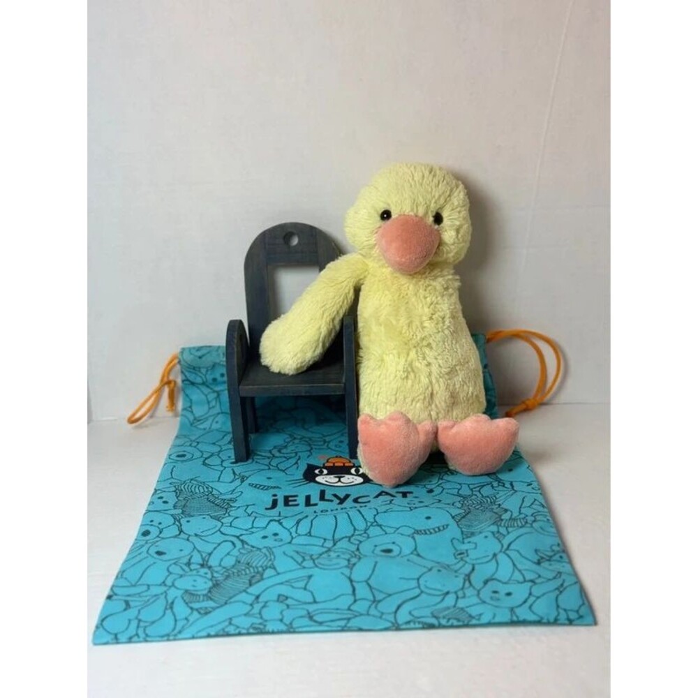 Jellycat Bashful Yellow Duckling Amputee plush Medium
